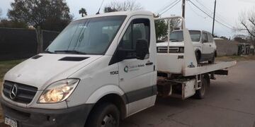 Retiraron 40 vehículos abandonados en la vía pública