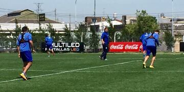 Luciano Aued se entrenu00f3 con normalidad en Racing.