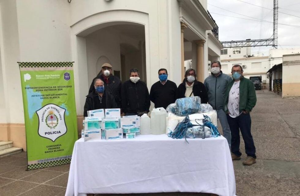 Bahía Blanca: policías retirados donaron elementos de prevención