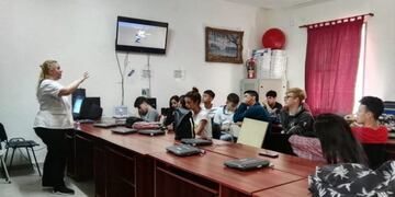 Alta Gracia: taller sobre el consumo del alcohol y las drogas en el ENSAG