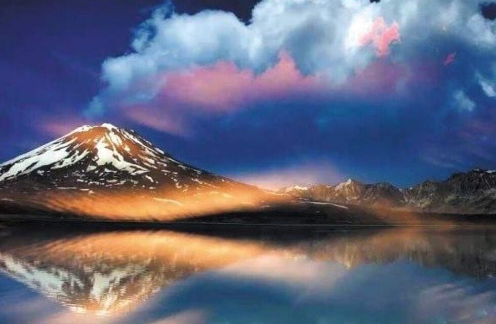 La Laguna del Diamante podría ser elegida como una de las maravillas del país