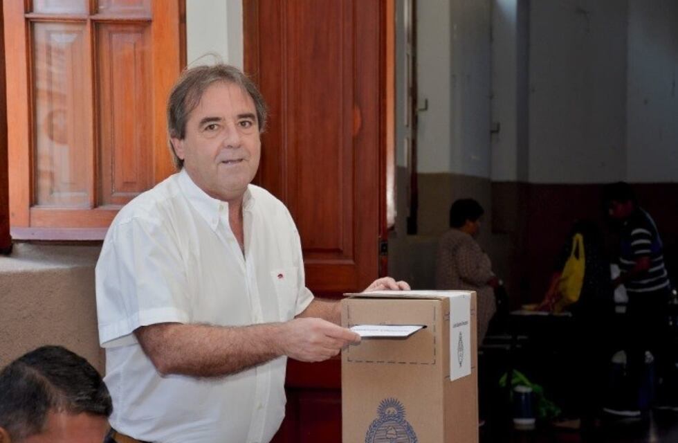 Bernis anheló que "nada haga torcer la decisión de la gente"