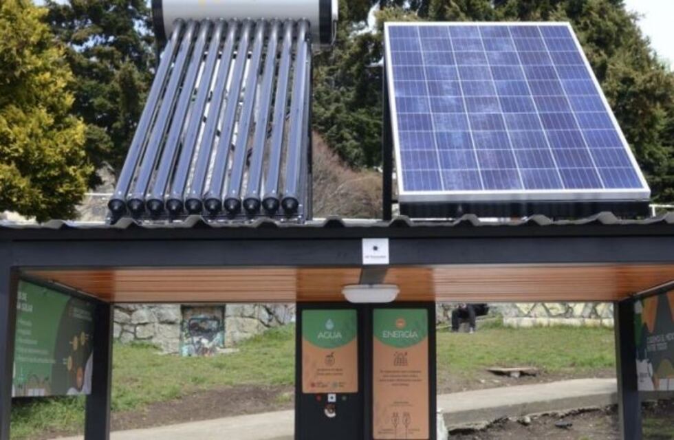 Bariloche fomenta la instalación de paneles solares en la vía pública