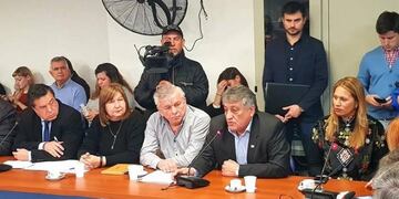 Tras la eliminación del Fondo Soja, intendentes expusieron en el Congreso