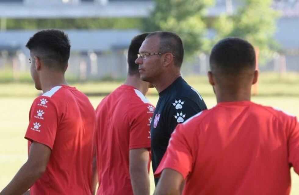 Los futbolistas citados para la pretemporada de Instituto, con cuatro juveniles