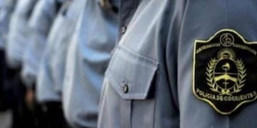 Policías detenidos por evadir un control policial\u002E