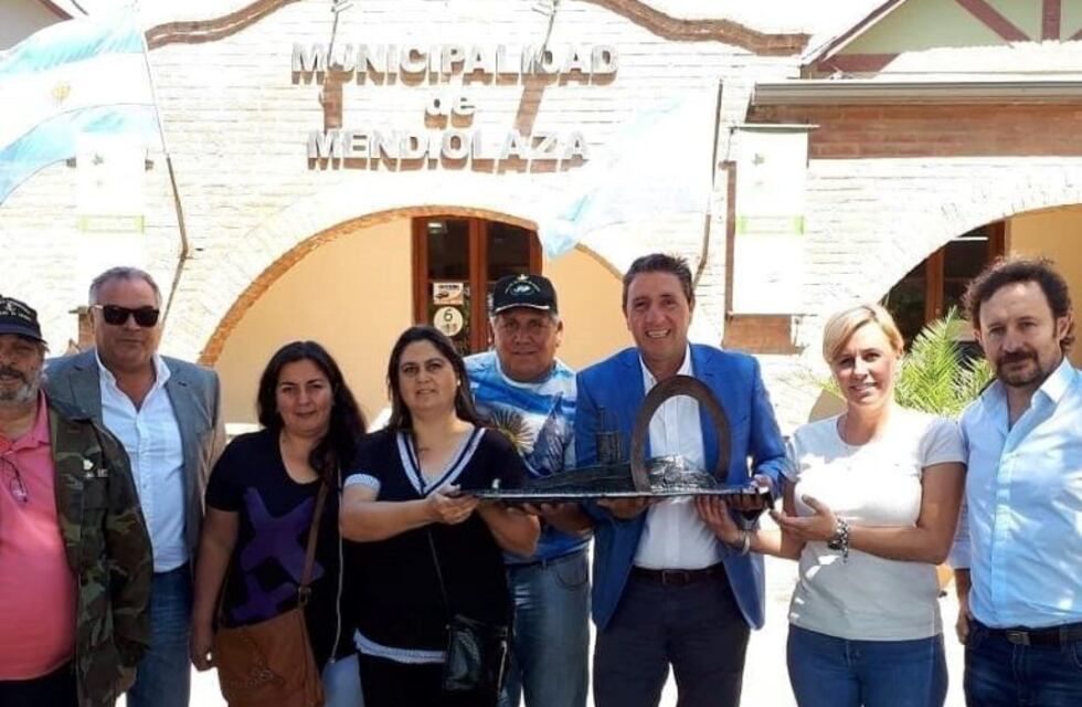 Mendiolaza rinde homenaje a los 44 tripulantes del ARA San Juan