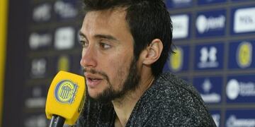Ciro Rius, de Rosario Central, en conferencia de prensa\u002E (CARC)