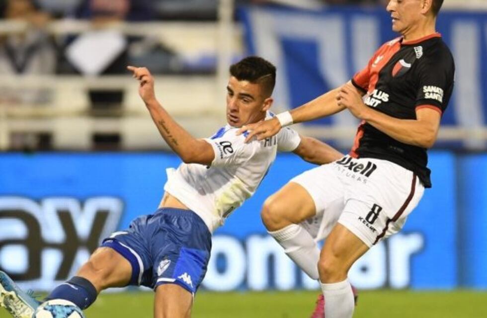 Vélez le ganó 3-1 a Colón y volvió al triunfo