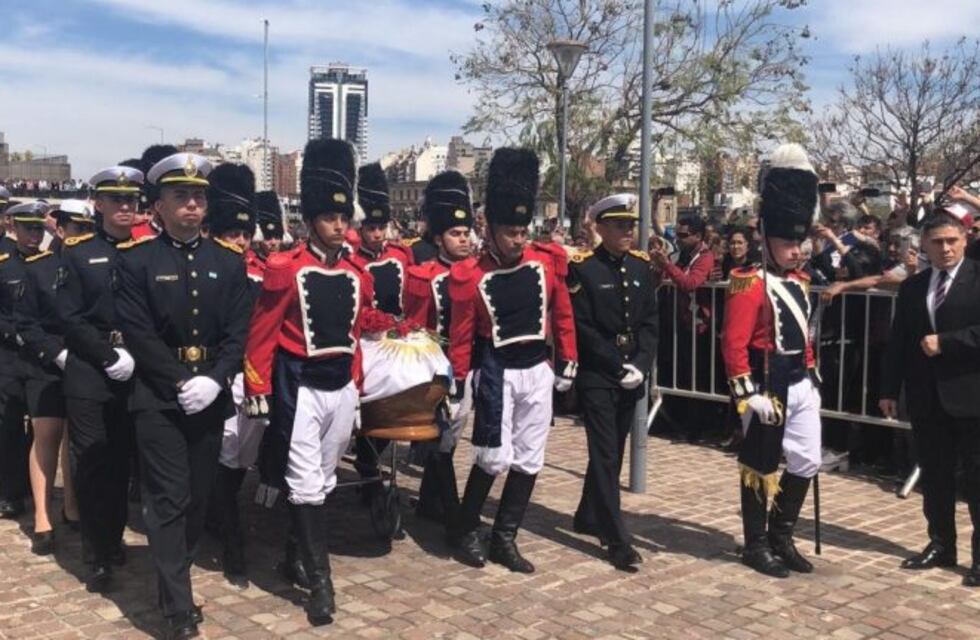 Video: así despedía una multitud a José Manuel de la Sota desde el Centro Cívico