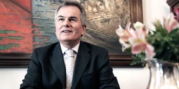 Intendente de la ciudad, Héctor Gay