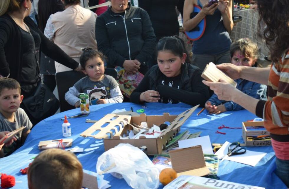 Día del niño en la playa central de Mina  Clavero