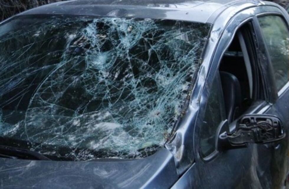 Fuertes vientos y lluvias causaron daños en Bariloche