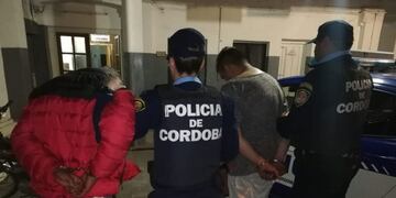 Detenidos por tenencia de armas y la conducción de un vehículo robado, Alta Gracia