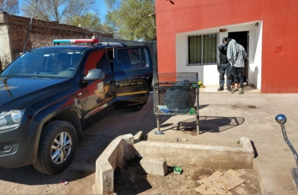 Detuvieron en Marcos Juárez a una mujer que junto a su hijo menor vendían drogas