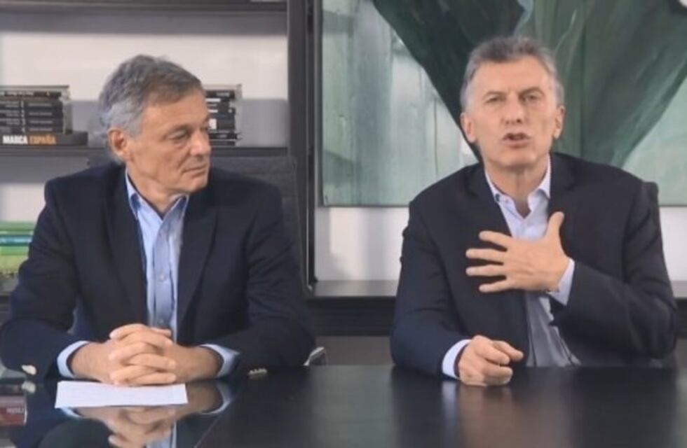 Mauricio Macri desplazó a Juan José Aranguren de Energía y a Francisco Cabrera de Producción