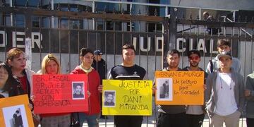 Familiares y amigos de Dani Miranda\u002E