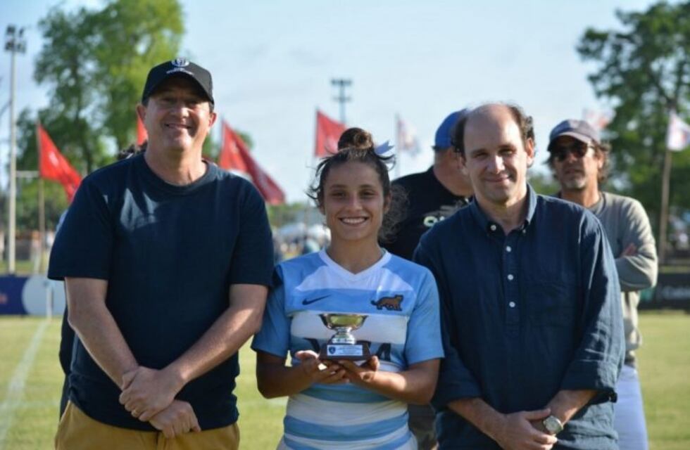 Paula Pedrozo, capitana y subcampeona en el sudamericano de rugby