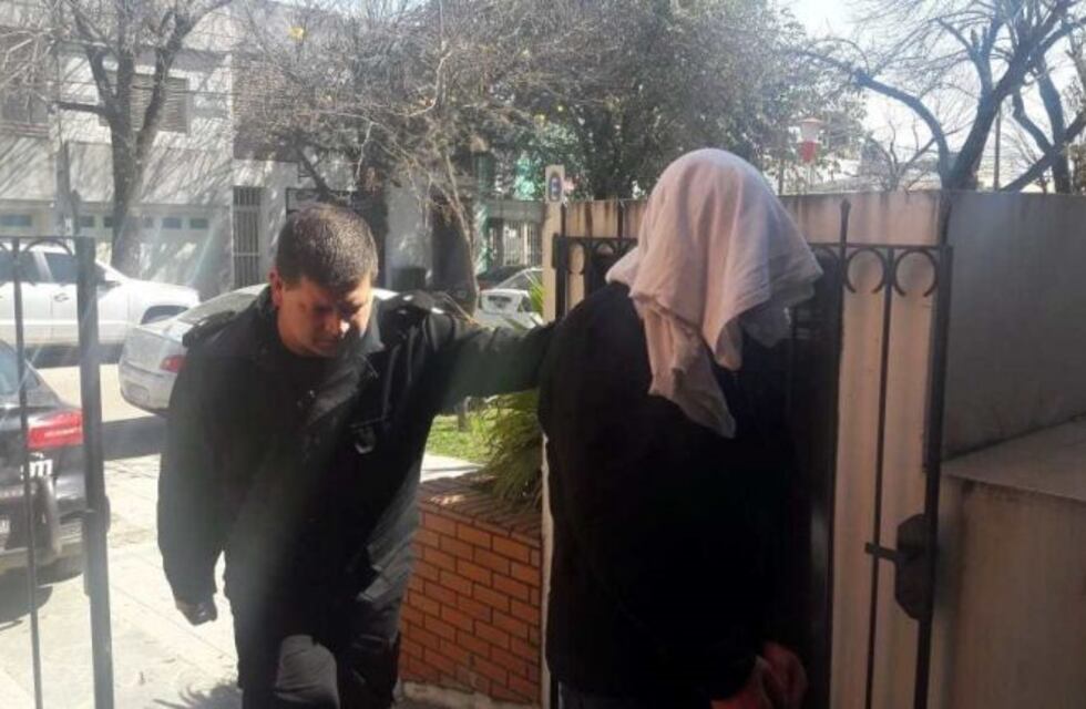 Estafó a su mujer por 600 mil pesos y se habría gastado el dinero en apuestas