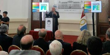 La Provincia seru00e1 querellante en la investigaciu00f3n por el vaciamiento del ex Banco Santa Fe.