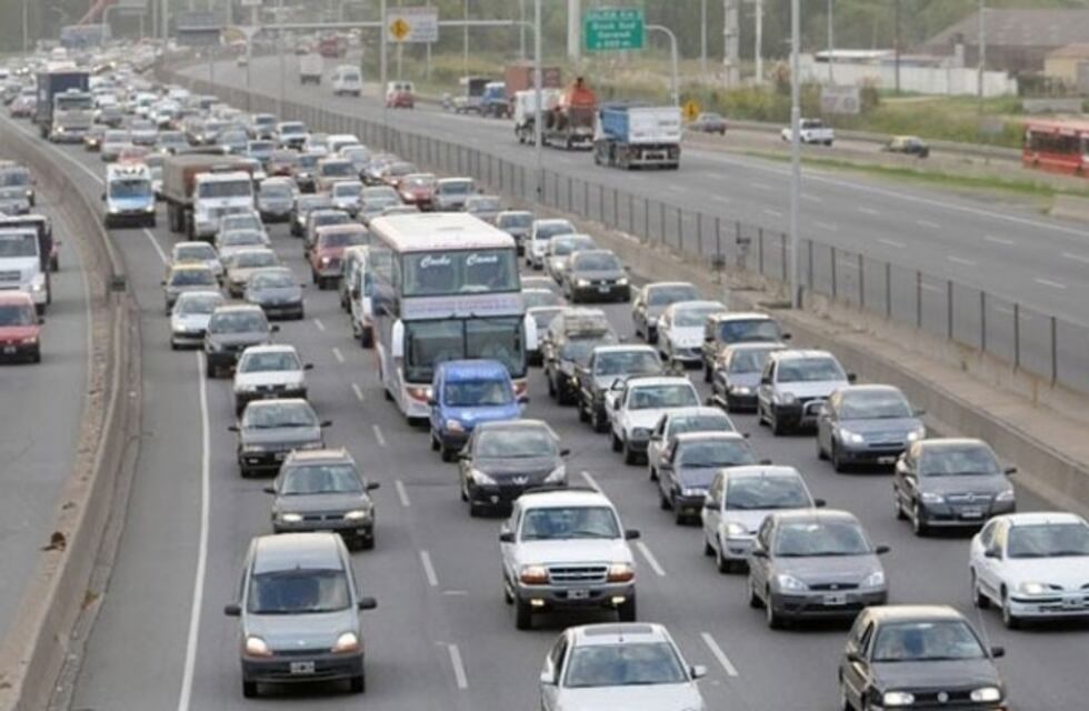 Más de un millón de turistas se movilizan por el fin de semana largo