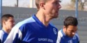 Ricardo Bernay, ex Deportivo Maipu00fa, le dio la victoria a Uniu00f3n que clasificu00f3 u deju00f3 al