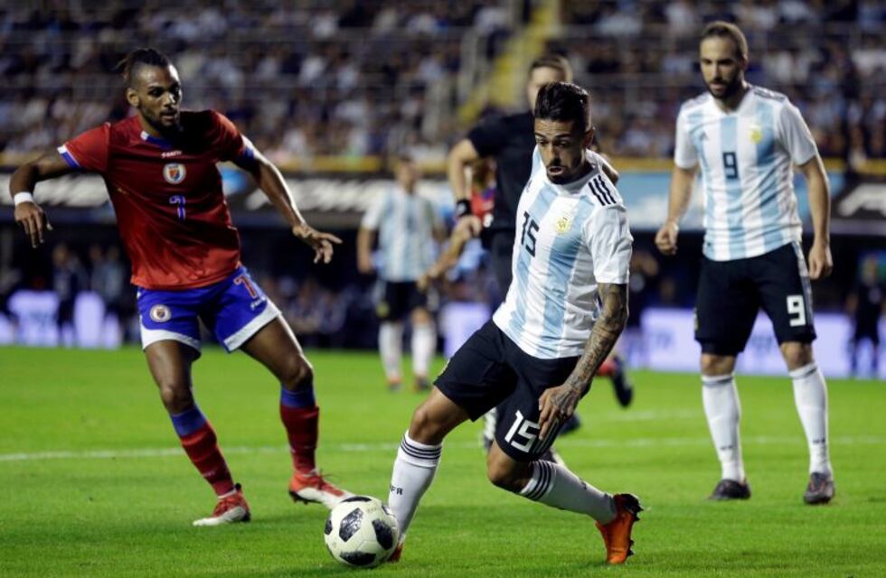 Manuel Lanzini fue operado con éxito de la lesión en su rodilla derecha