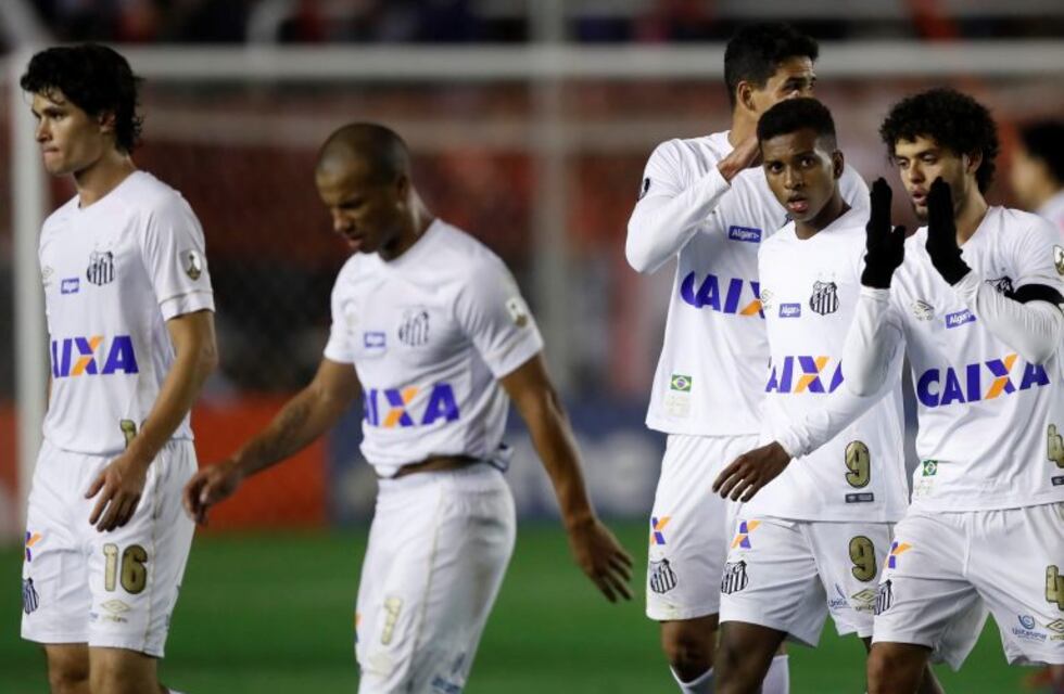 Santos pidió que el caso de Sánchez sea tratado igual que el de Zuculini en River