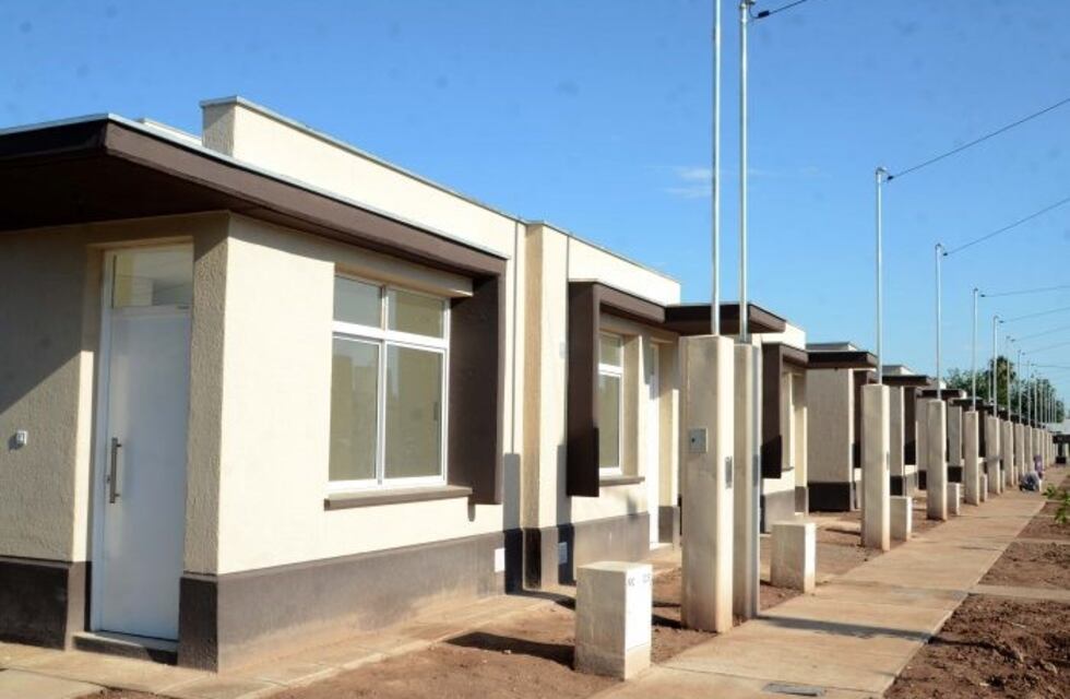 Entregaron casi 140 casas en Mendoza