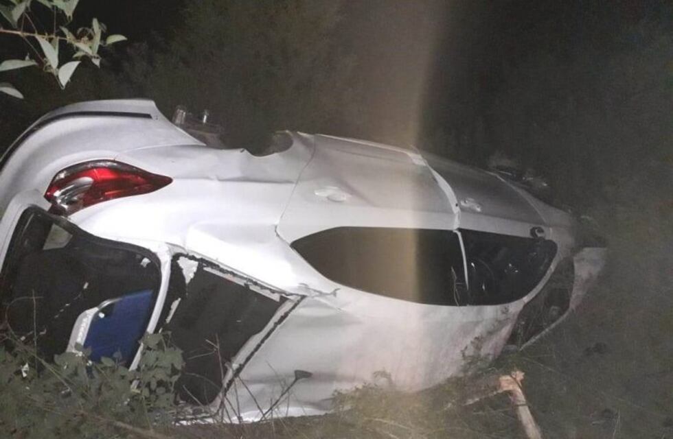 Nuevo accidente y vuelco en la Autovía General Artigas