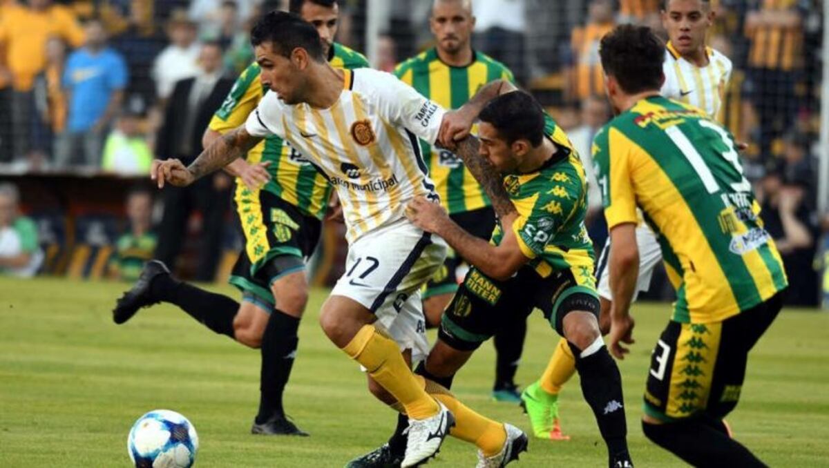 Los delanteros canallas fueron clave para doblegar al equipo marplatense.