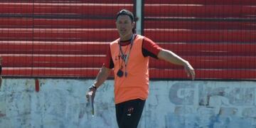 Sciacqua paró el equipo que visitará a River por Superliga