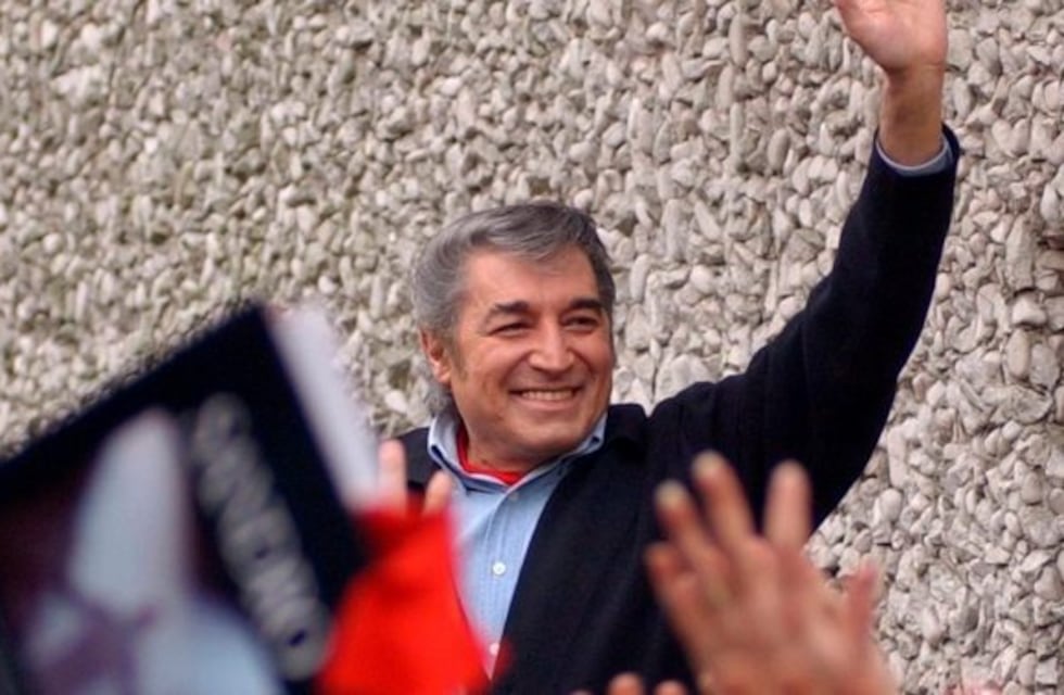 Un fotógrafo mostró cómo está hoy la mítica mansión de Sandro en Banfield