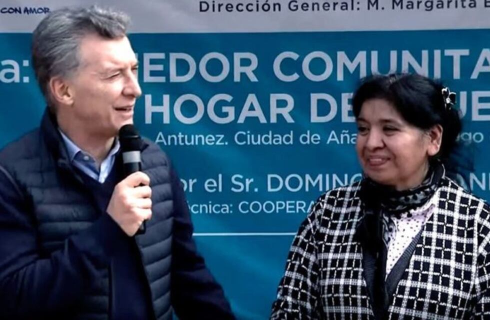 Mauricio Macri visitó el comedor comunitario "Los Piletones" de Margarita Barrientos