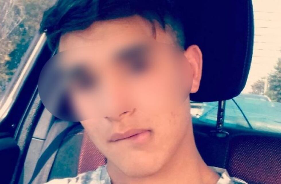 "Estoy yendo caminando a Mar del Plata", dijo el joven buscado por el triple crimen en Melchor Romero