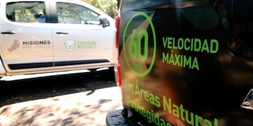 Vehículos del Ministerio de Ecología de la Provincia