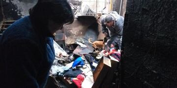 Una familia perdió todo en un incendio que consumió su hogar\u002E