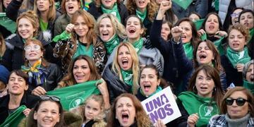 Las famosas se expresaron a través de las redes sociales en la nueva marcha de #NiUnaMenos