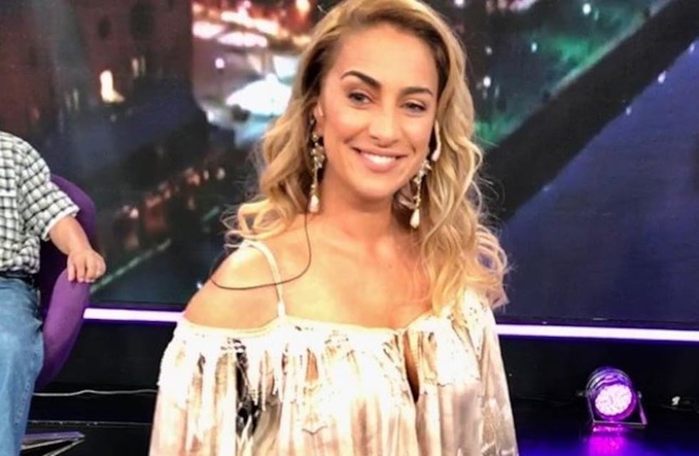 El nuevo destape hot de la periodista María Julia Oliván