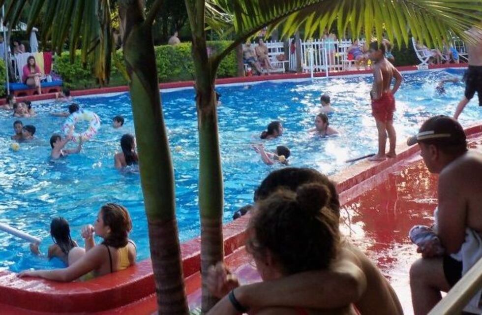Llaman a ropietarios de piletas a presentar solicitud de reapertura