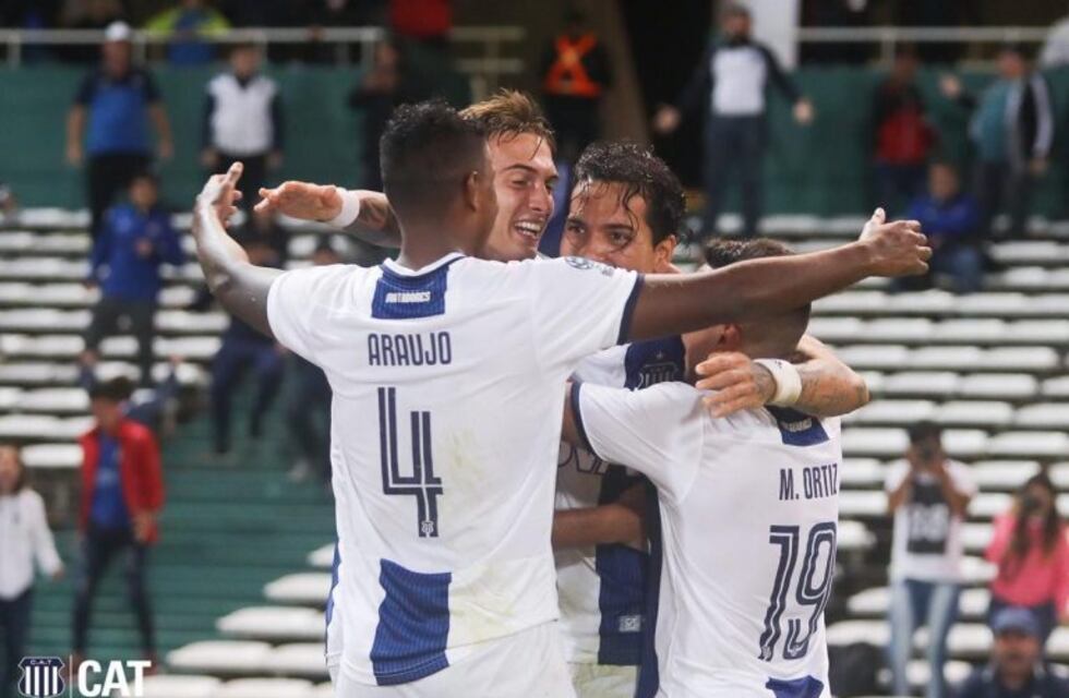 Vojvoda destacó el nivel por sobre la victoria: "Queremos un Talleres así"