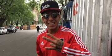 Brian Sarmiento volvió a ser noticia, por no dentro de la cancha, sino en el corsódromo de Gualeguaychú.
