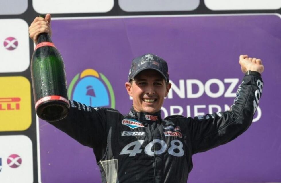 Súper TC 2000: victoria contundente del "Pato" Yannantuoni