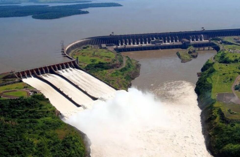Con las lluvias y la apertura de Itaipú, se espera que se normalice el río Paraná