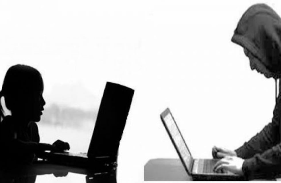 Citó al hombre que chateaba con su hija de 12 años y lo escrachó en las redes