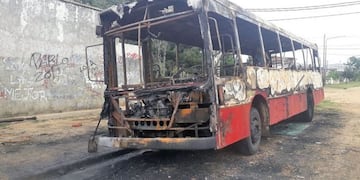 El colectivo quedó reducido a chatarra\u002E