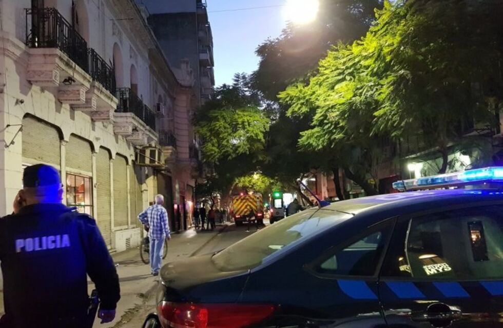 Un posible incendio obligó a cerrar el tránsito en 3 de Febrero y San Martín