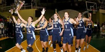 Las Gigantes, campeonas del Sudamericano de Básquet (FIBA)