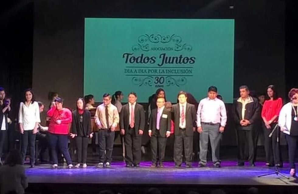 Emocionante celebración de los 30 años de la Asociación "Todos Juntos"