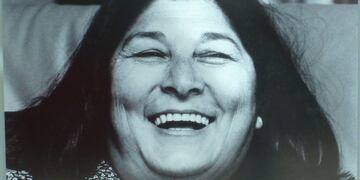 Mercedes Sosa nunca perdía la sonrisa ni las ganas de cantar\u002E Crédito: Sergio 252\u002E